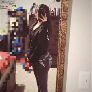 Meet your Posher, Allizon